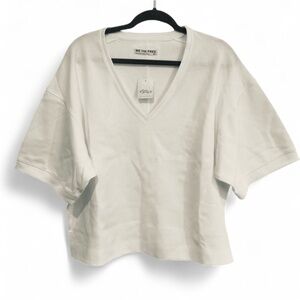 NWT FREE PEOPLE WE THE FREE CLEAN IVORY SHORT SLEEVE V NECK BOXY CROP TOP SMALL